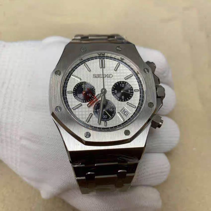 Artisan-Built Modified Seiko Timepiece