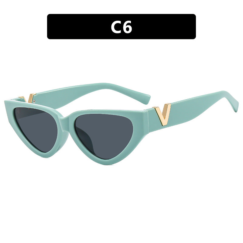 Vintage Glam Cat-Eye Sunglasses