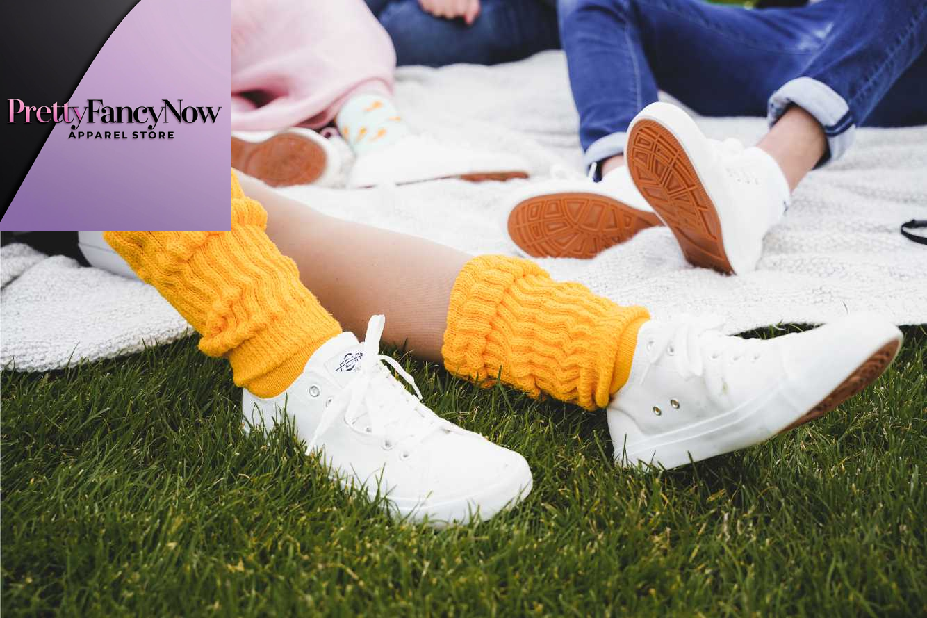 Retro-Inspired Black & White Canvas Sneakers – Unisex Fit, Cushioned Comfort